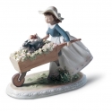 Figurka Dziewczynka z taczką kwiatów 21 cm - Lladro