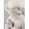 Figurka Anioł z bukietem kwiatów 32 cm