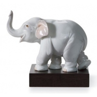Figurka - Szczęśliwy słoń